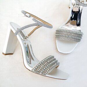 Badgley Mischka Womens Silver Gem Sparkle Kari Open Toe Sandal Heels Size 8.5